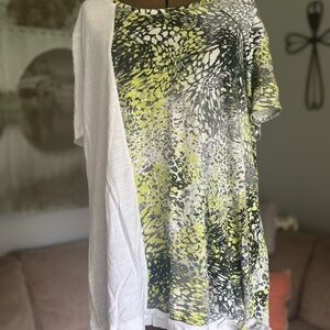 Chico's yellow and Black Short Sleeve Boxy Blouse with tie side